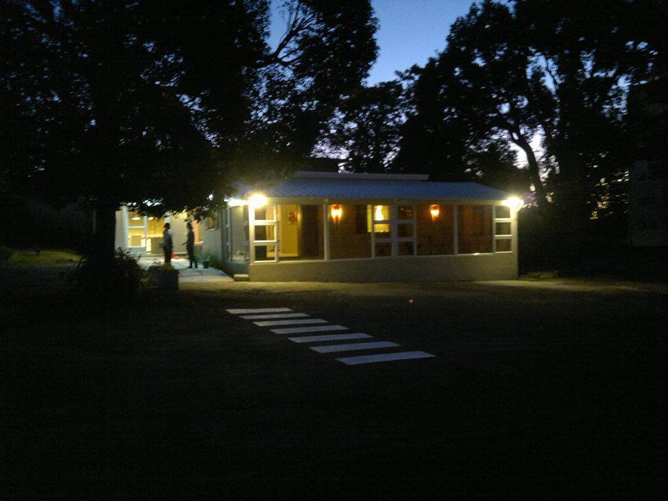 Le Coffee Shop building